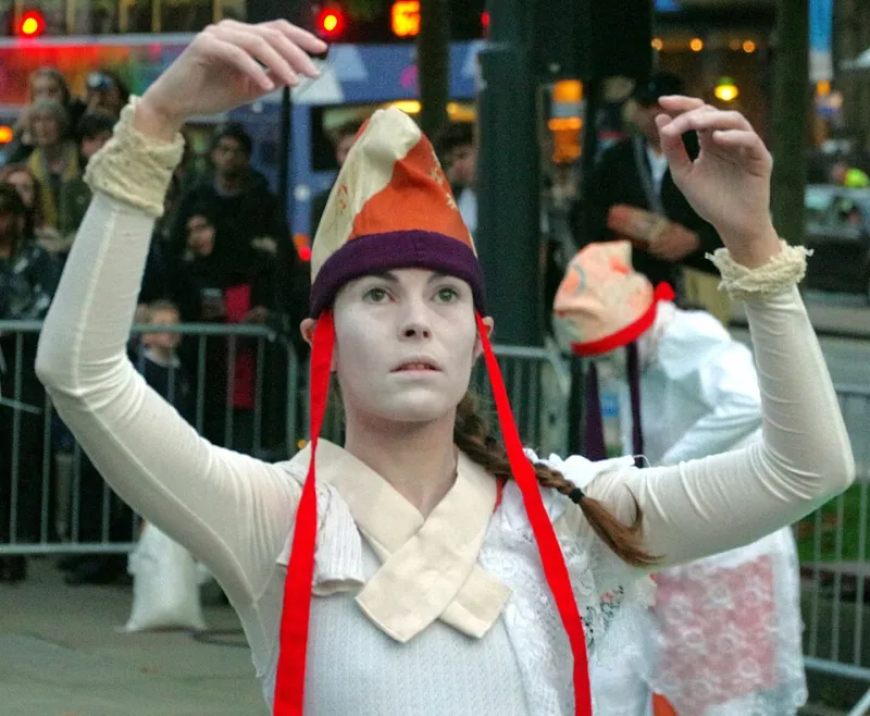 Crowded Rooms, Empty Hearts: How Japanese Performance Art Is Healing America's Loneliness Crisis